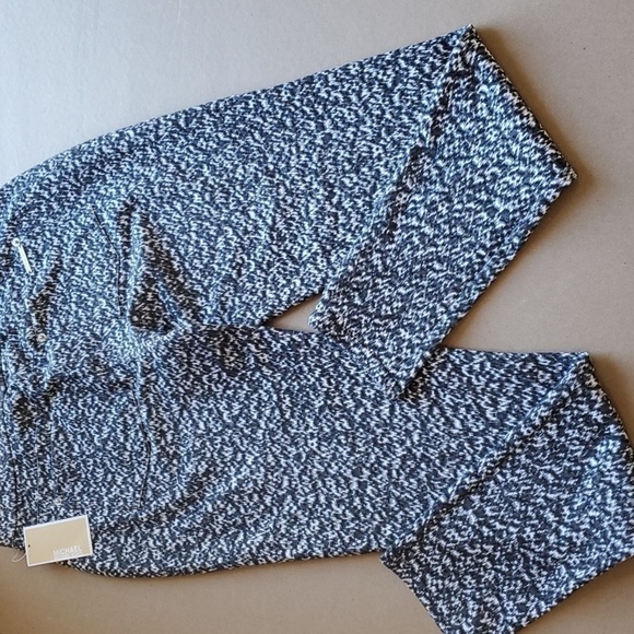 Michael Kors blk & WHT speckled leggings. NWT Size med - Picture 10 of 16